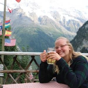 Meet your Posher, Ellie